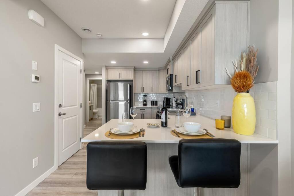 Holiday home Brand New Luxury Walk-out - *